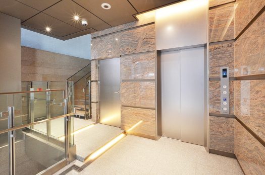 コルティーレ銀座口