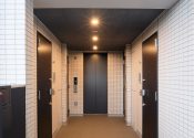 プレール・ドゥーク川崎大師駅前